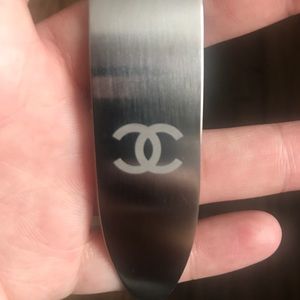 CHANEL Silver Metal hair headband